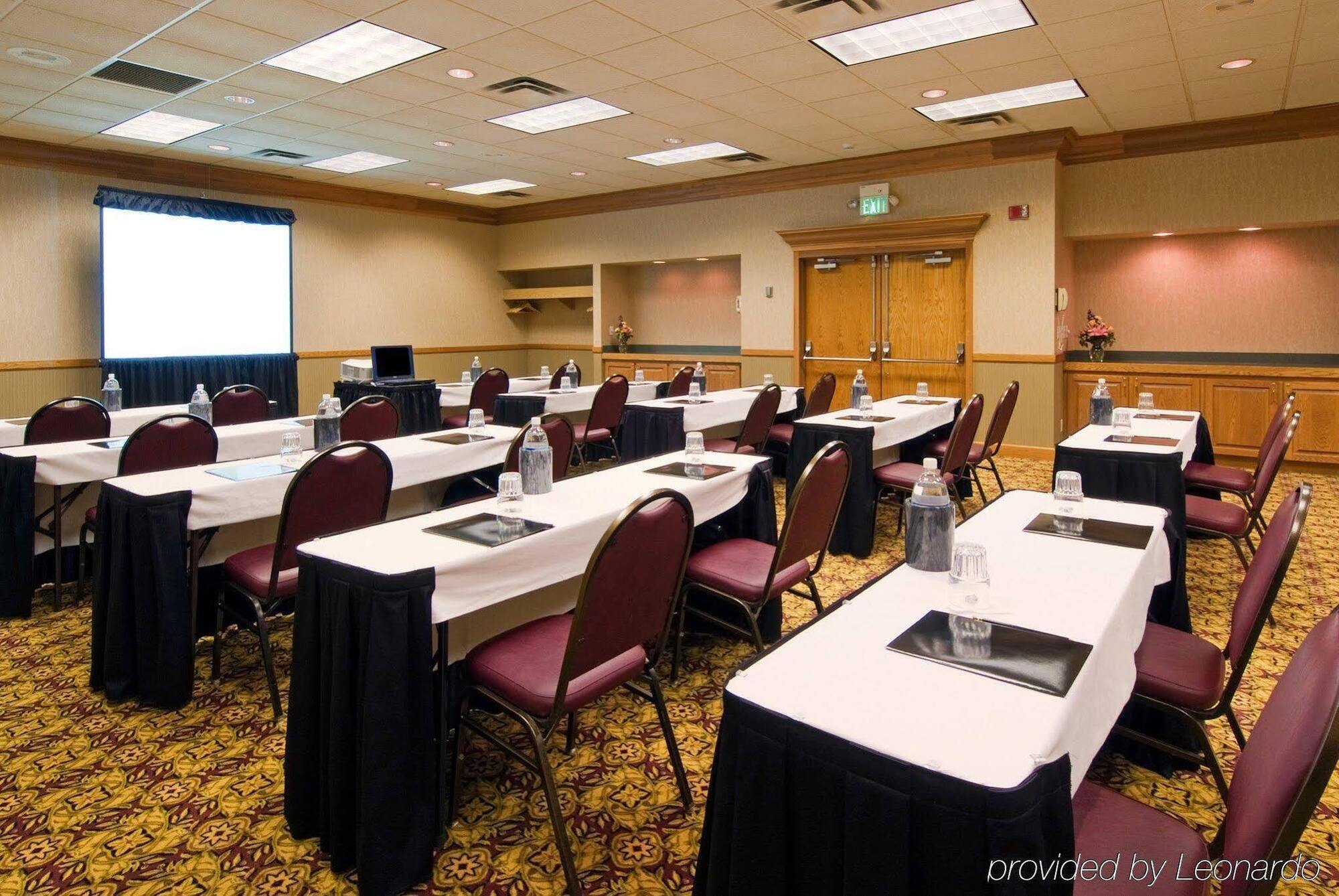 Cincinnati Airport By Ihg Hotel 3*